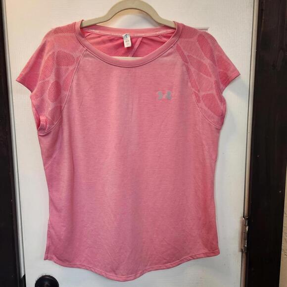 Under Armour Tops - UA Women's HeatGear Fitted Short Sleeve Pink T-Shirt- Size Large